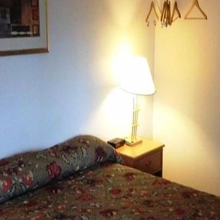 Knights Inn & Suites Seatac Airport Tukwila Esterno foto