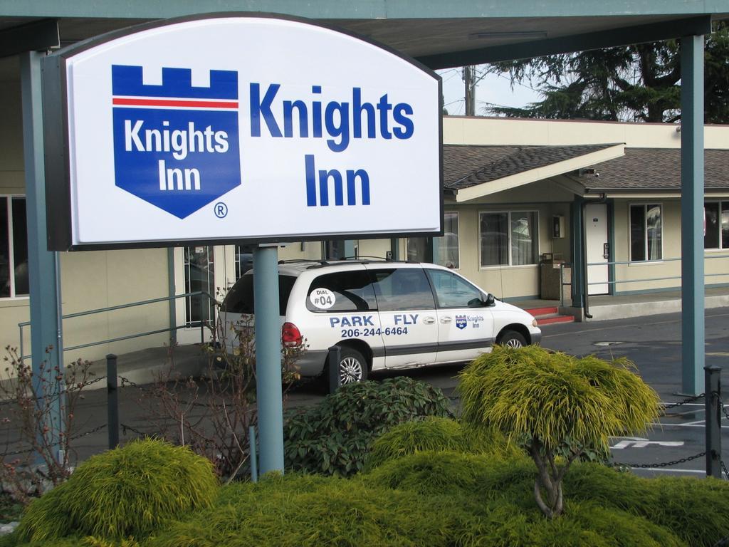 Knights Inn & Suites Seatac Airport Tukwila Esterno foto